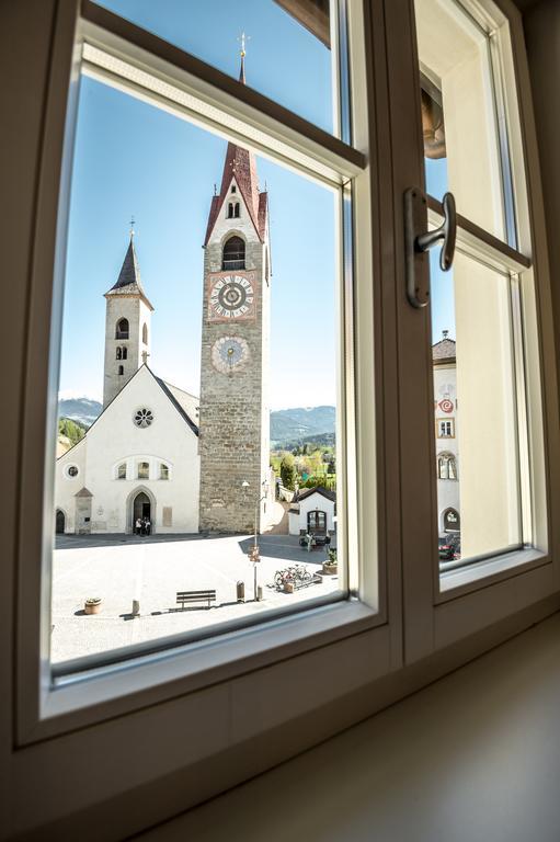 Gasthof Traube San Lorenzo di Sebato Ngoại thất bức ảnh